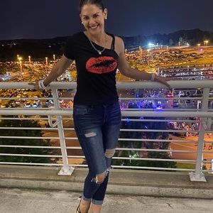 Meet your Posher, Norma